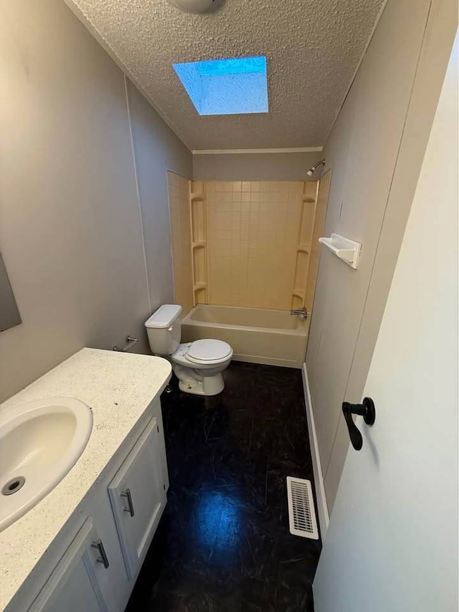 164 3rd St, Caro, MI 48723 - photo 7