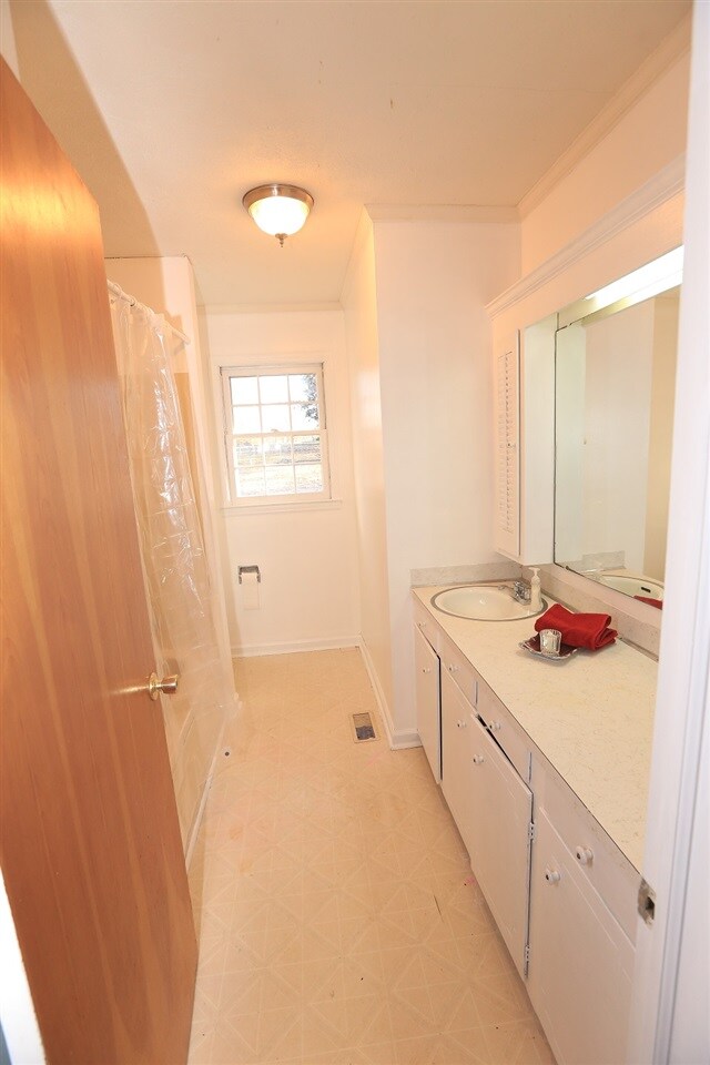 Hall Bath