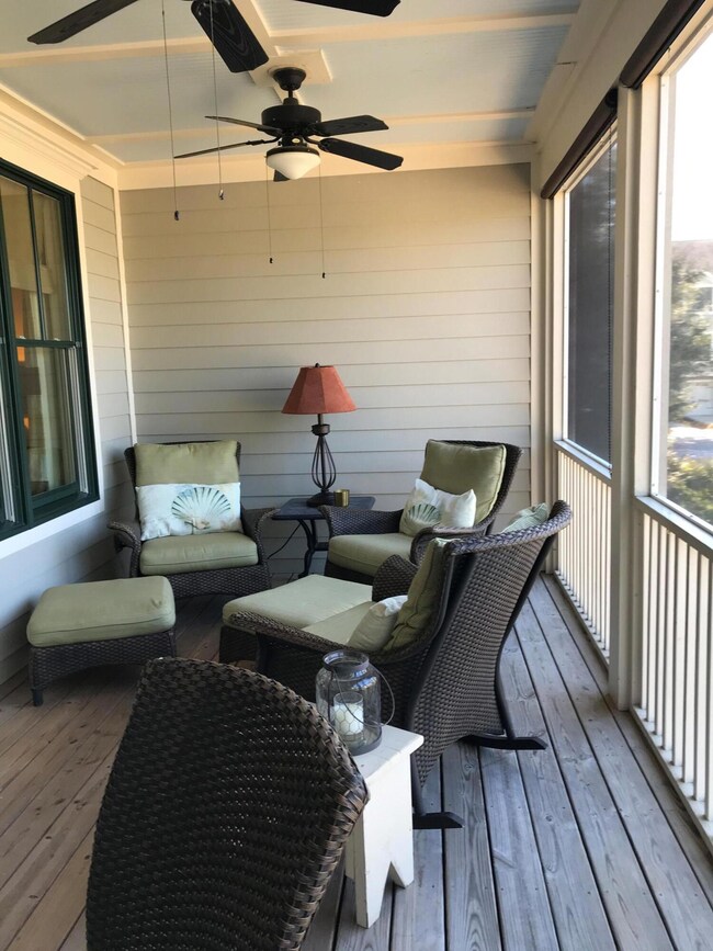 SCREENED PORCH