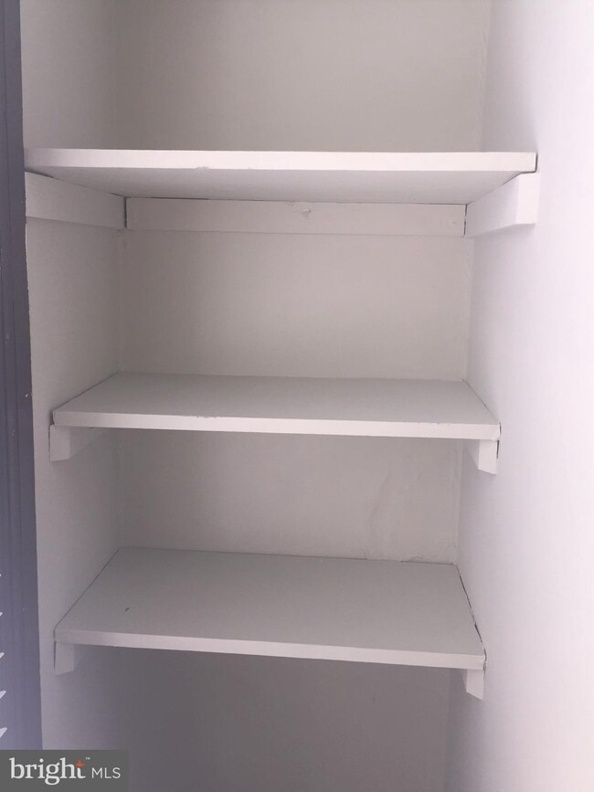 427 N Market St unit 4, Frederick, MD 21701 - photo 5