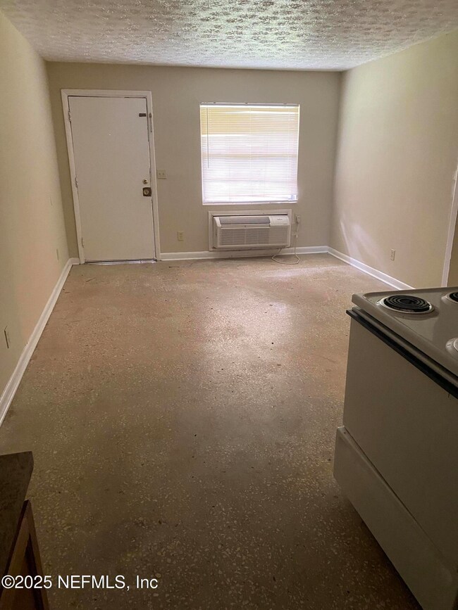 3658 Stanley St unit 3, Jacksonville, FL 32207 - photo 4