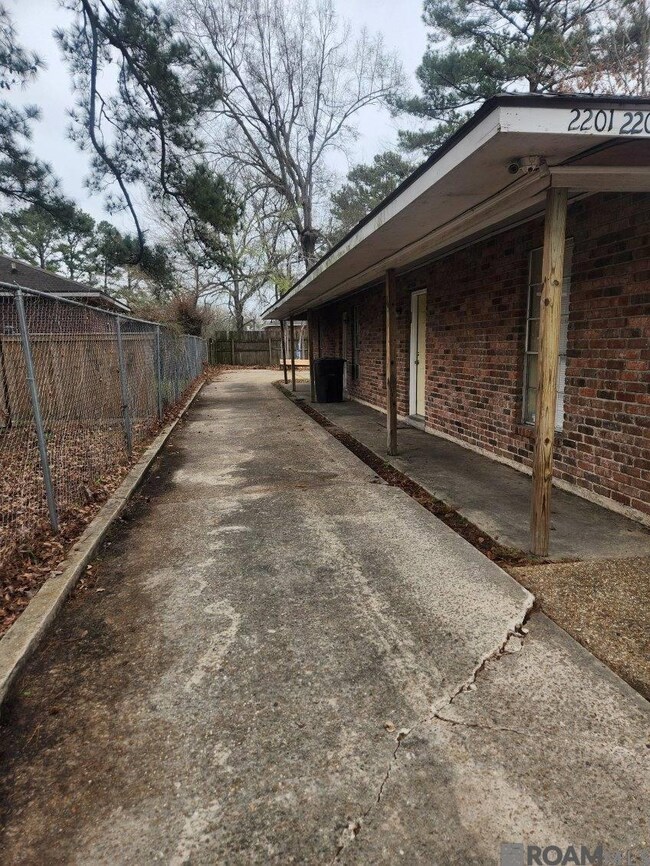 2201 Fairchild St, Baton Rouge, LA 70807 - photo 5