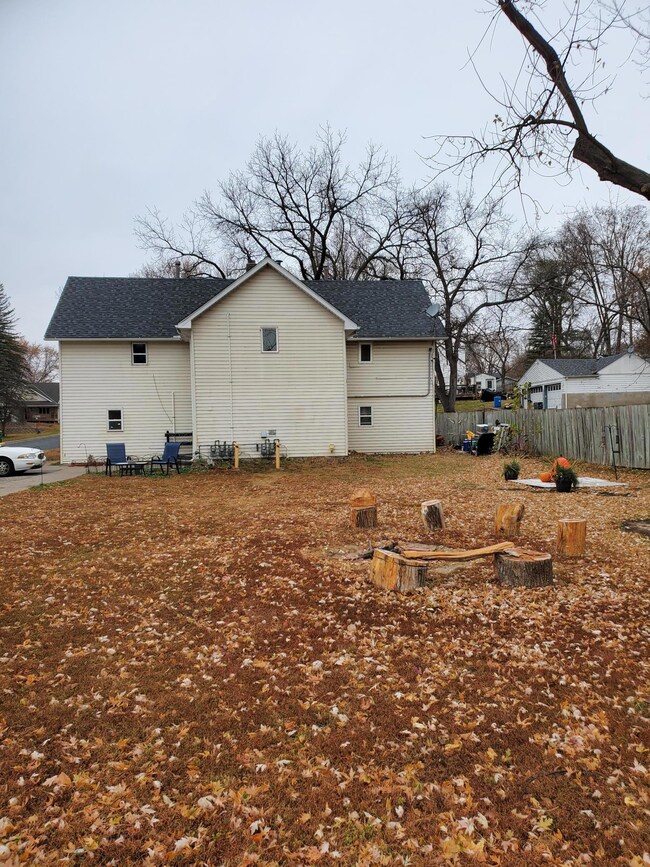 8330 Cedar St unit 3, Rockford, MN 55373 - photo 2