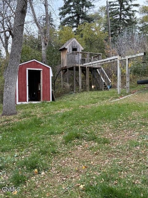 807 5th St NE, Jamestown, ND 58401 - photo 3