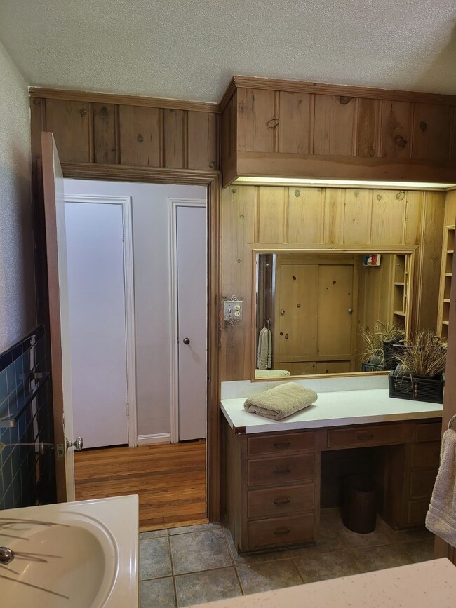 826 Curtin St, Houston, TX 77018 - photo 7