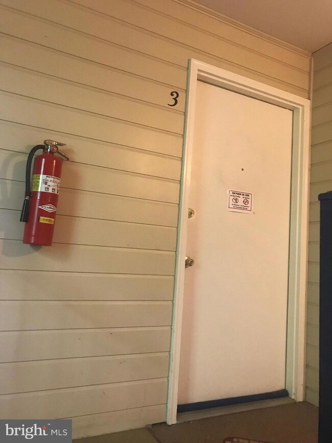 123 E Main St unit 3, Purcellville, VA 20132 - photo 2