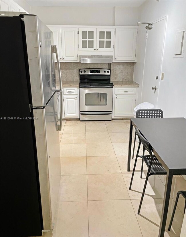 Plaza of Bal Harbour unit 315, Bal Harbour, FL 33154 - photo 4