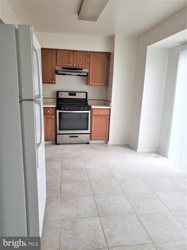 7381 Saint Thomas Loop, Manassas, VA 20109 - photo 6