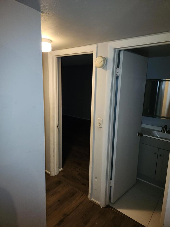 698 SW 4th St unit 1, Belle Glade, FL 33430 - photo 3