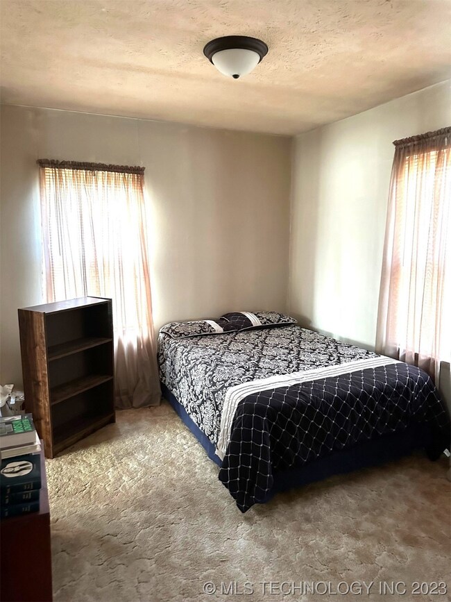 312 E Orange, Henryetta, OK 74437 - photo 7