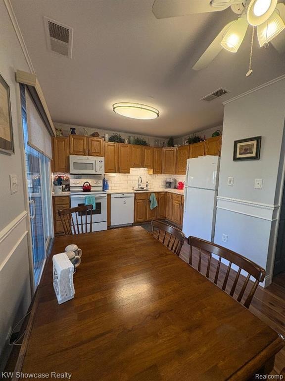 1030 Larson Ct, Rochester Hills, MI 48307 - photo 4