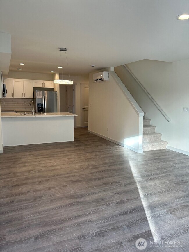 13249 Ambaum Blvd SW unit C, Burien, WA 98146 - photo 3