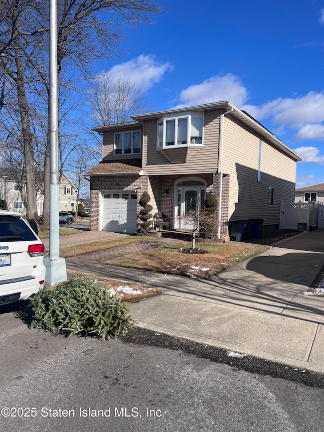 3 Bombay St, Staten Island, NY 10309 - photo 2