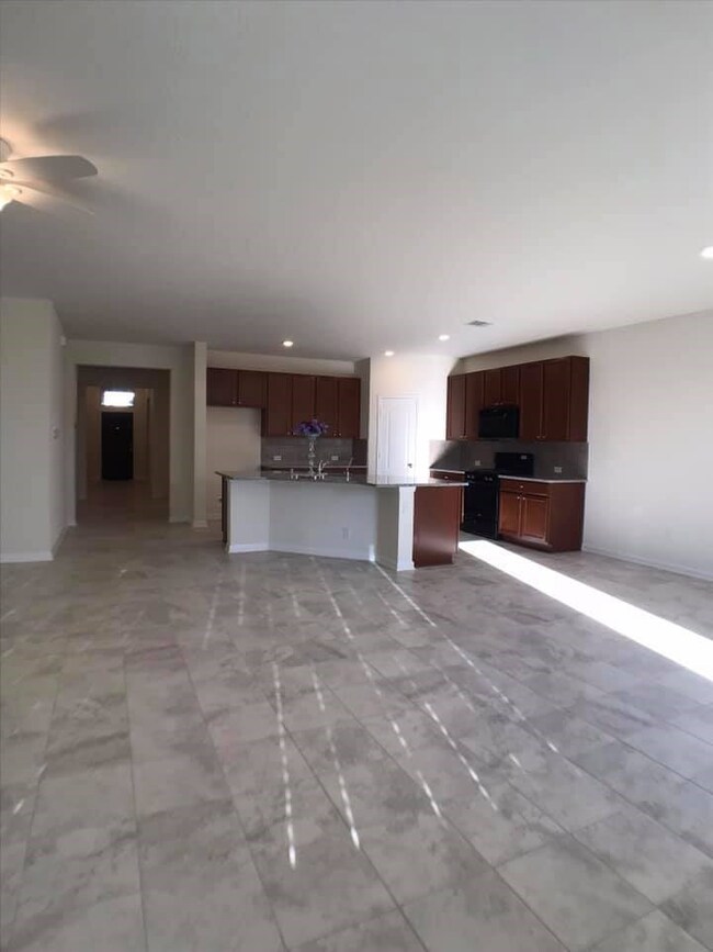 1710 Anna Creek Dr, Richmond, TX 77469 - photo 6