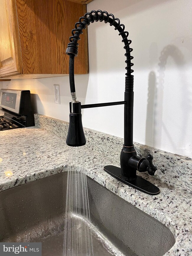 2038 Kelmore Rd, Dundalk, MD 21222 - photo 7