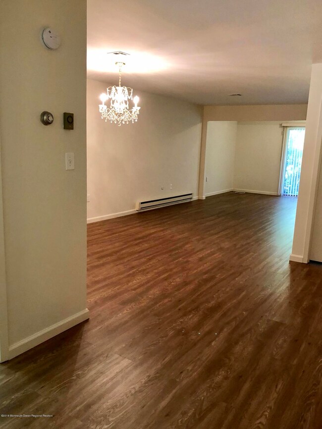 68 Ellsworth Ct, Red Bank, NJ 07701 - photo 4