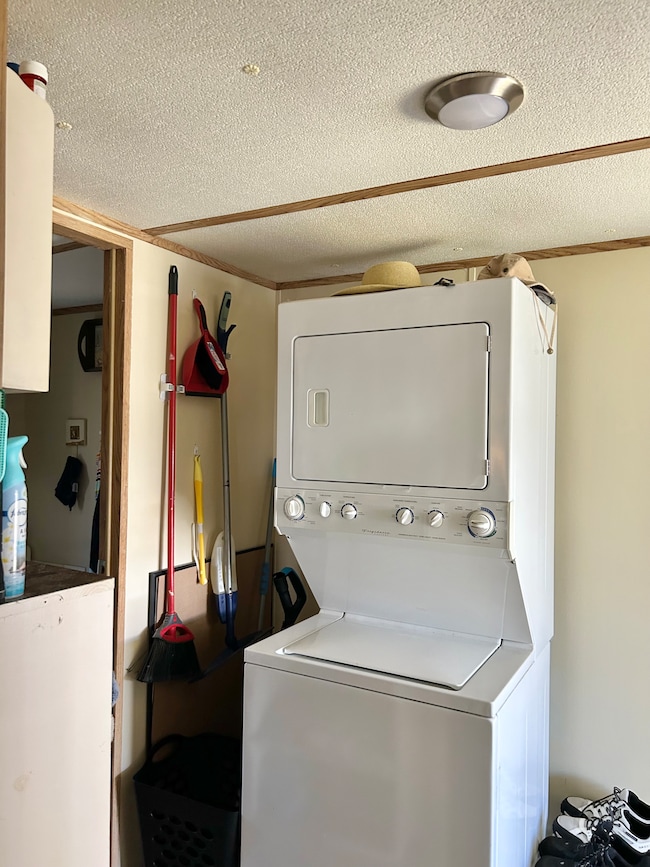 36336 Century Dr, Zephyrhills, FL 33541 - photo 5