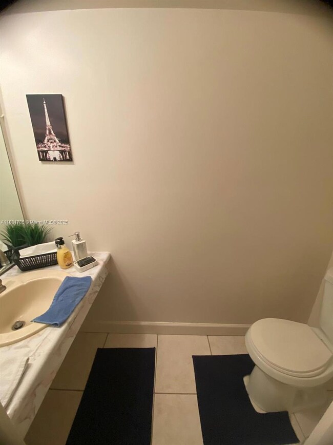 Fairways Riviera unit 329, Hallandale Beach, FL 33009 - photo 5