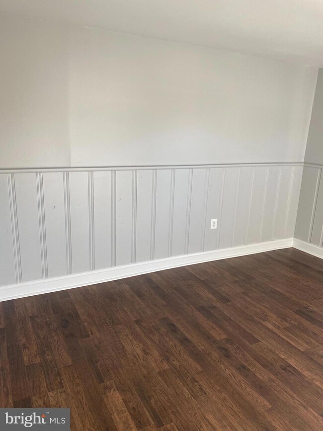 22 Bloomsbury Ave unit C, Baltimore, MD 21228 - photo 6