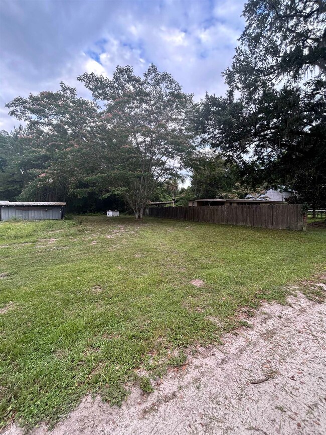 13 Harrell Ln, Crawfordville, FL 32327 - photo 6