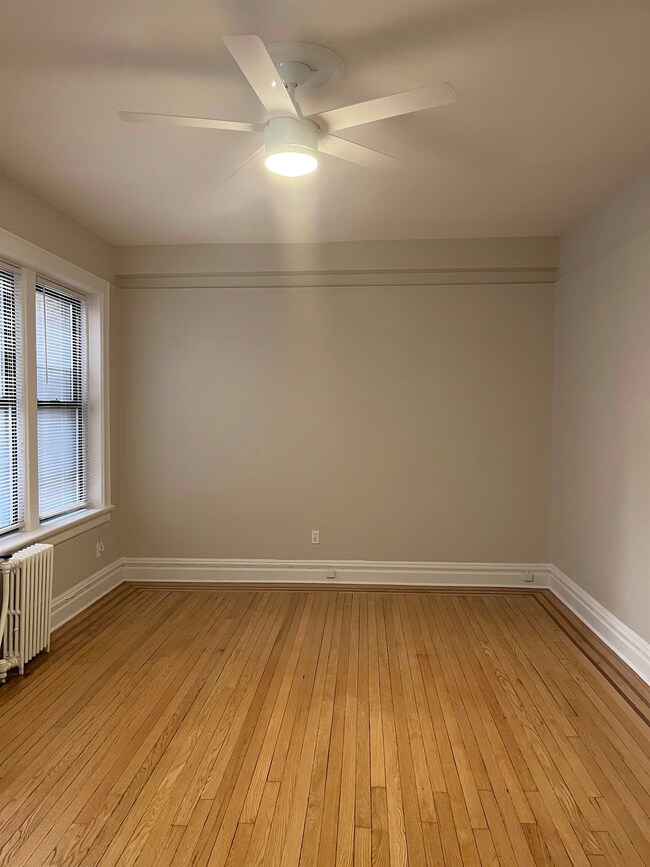 36 Duncan Ave unit B, Jersey City, NJ 07304 - photo 2