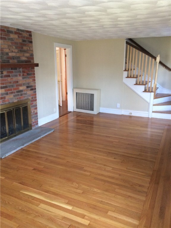 168 Calaman Rd, Cranston, RI 02910 - photo 7