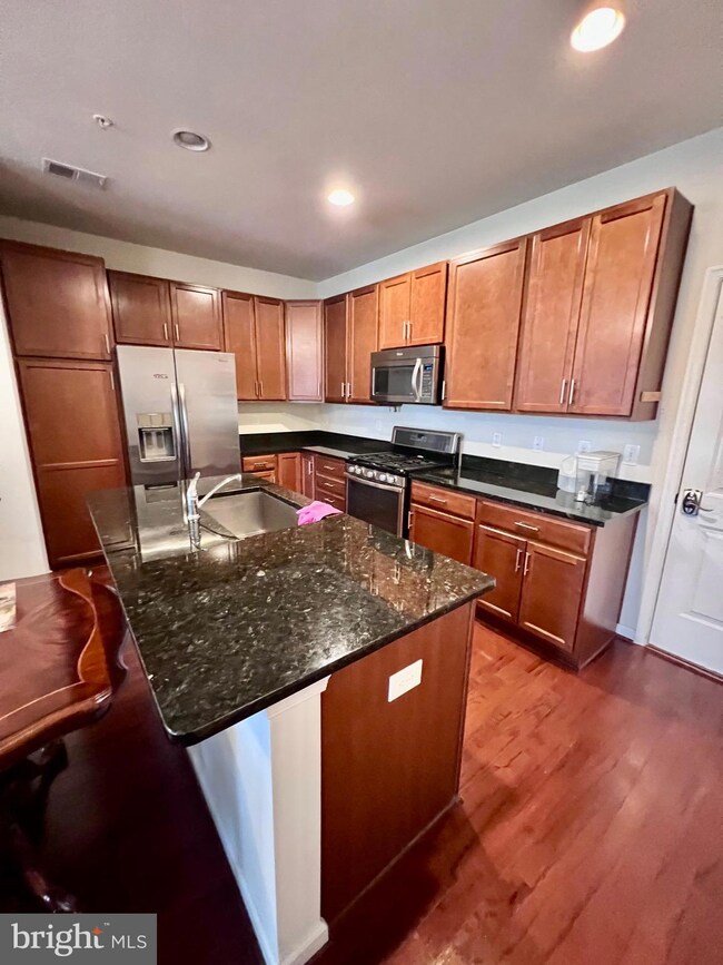3038 Rittenhouse Cir unit 43, Fairfax, VA 22031 - photo 7