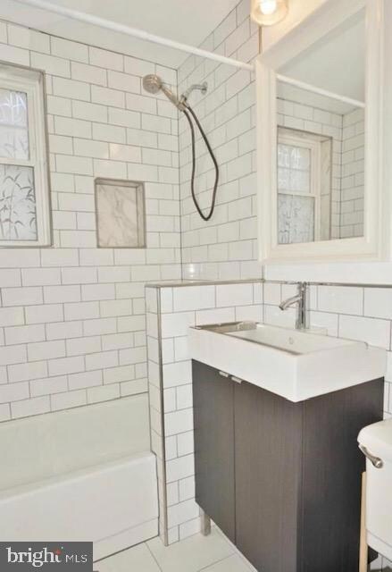 2615 S Walter Reed Dr unit A, Arlington, VA 22206 - photo 5