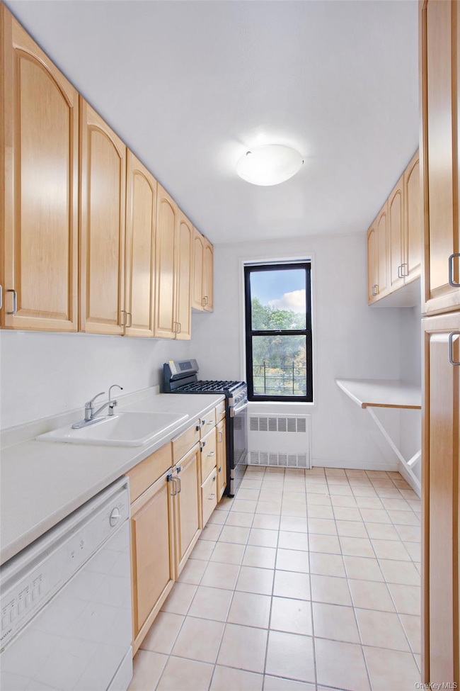 224-24 Union Turnpike unit 6 G, Oakland Gardens, NY 11364 - photo 6