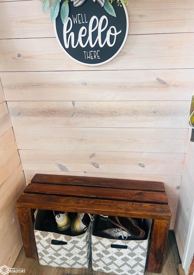 309 W Walnut St, Sigourney, IA 52591 - photo 4