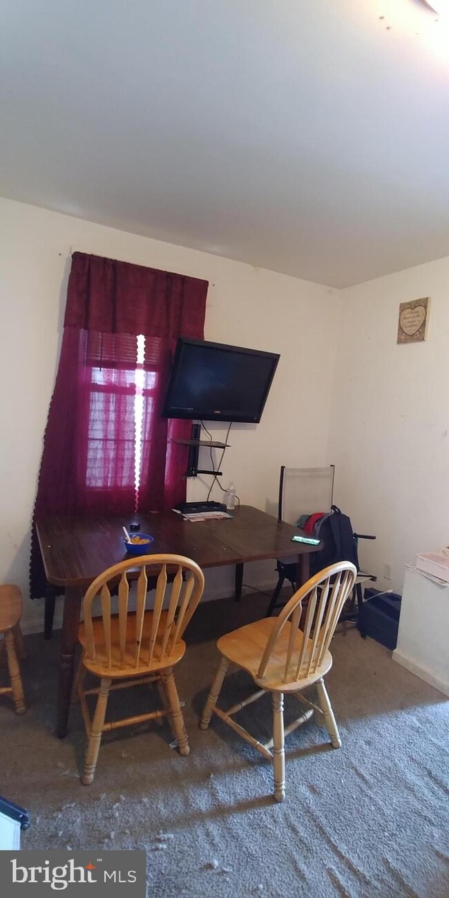 5315 Denmore Ave, Baltimore, MD 21215 - photo 3