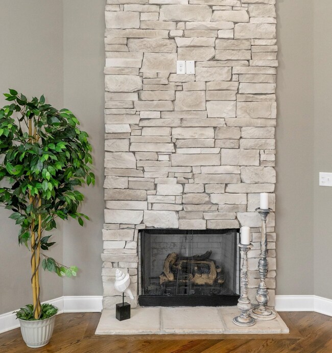 718 Soaring Eagle Cir unit 14, Hixson, TN 37343 - photo 4