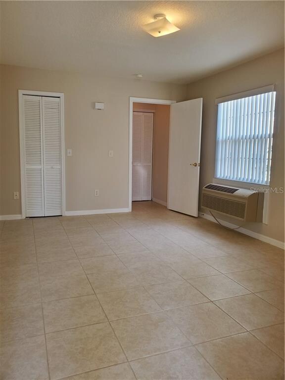 853 Caribbean Dr unit 5, Davenport, FL 33897 - photo 4