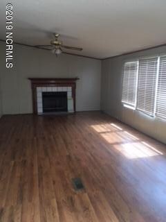 160 Hammond St, Winterville, NC 28590 - photo 5