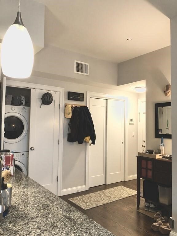 10 Merrymount Rd unit 405, Quincy, MA 02169 - photo 5