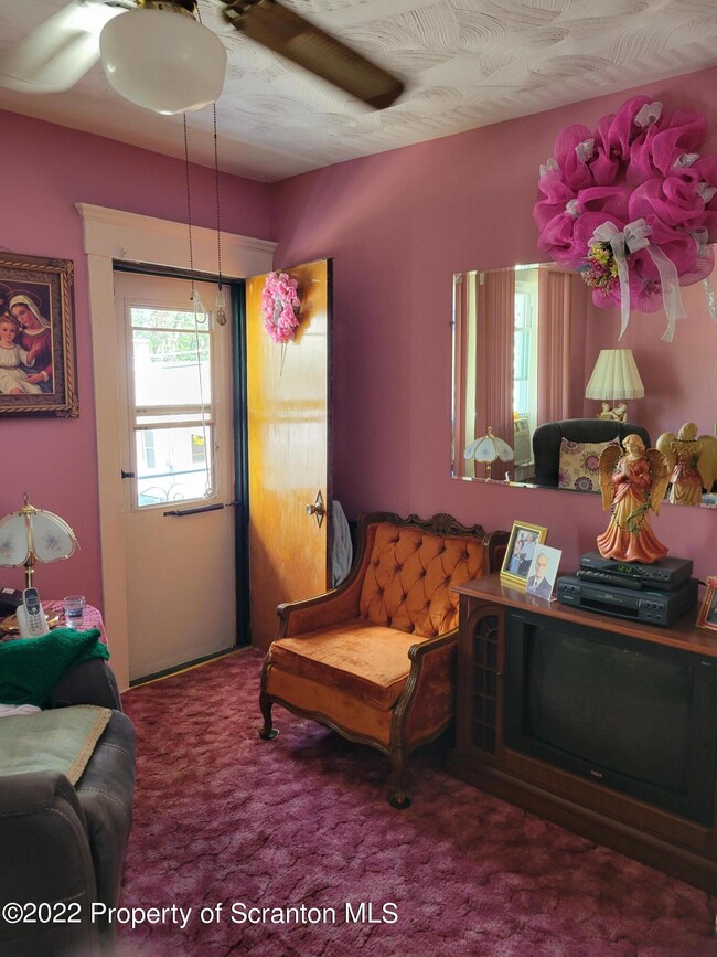 408 Mortimer St, Dunmore, PA 18512 - photo 7