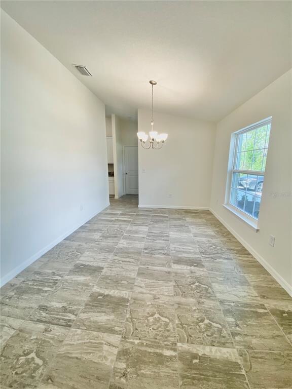 Dinning/foyer