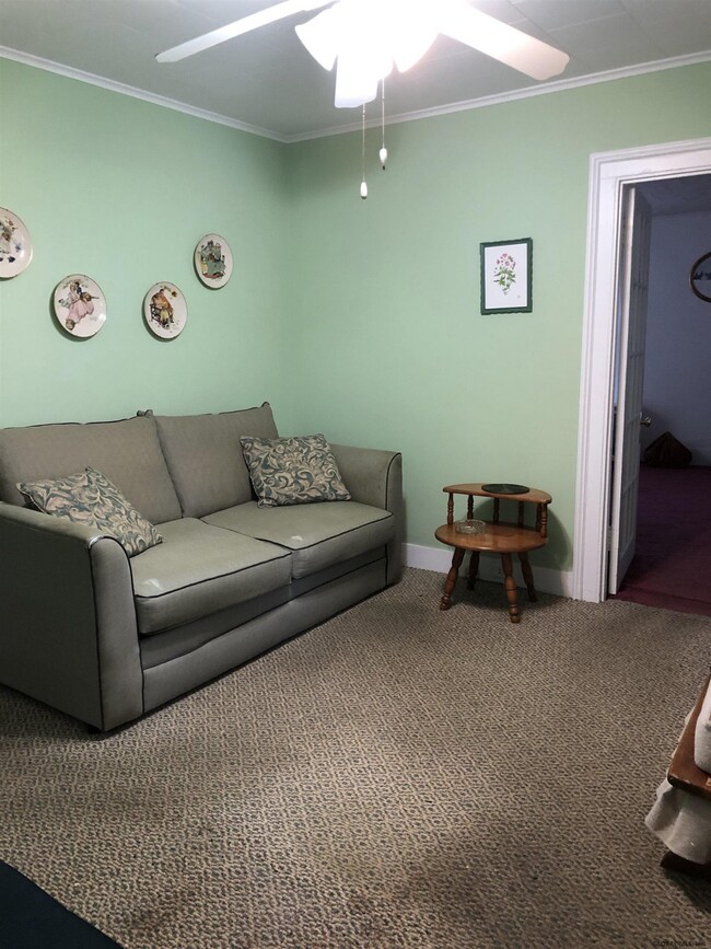 6 Martin St, Hoosick Falls, NY 12090 - photo 4