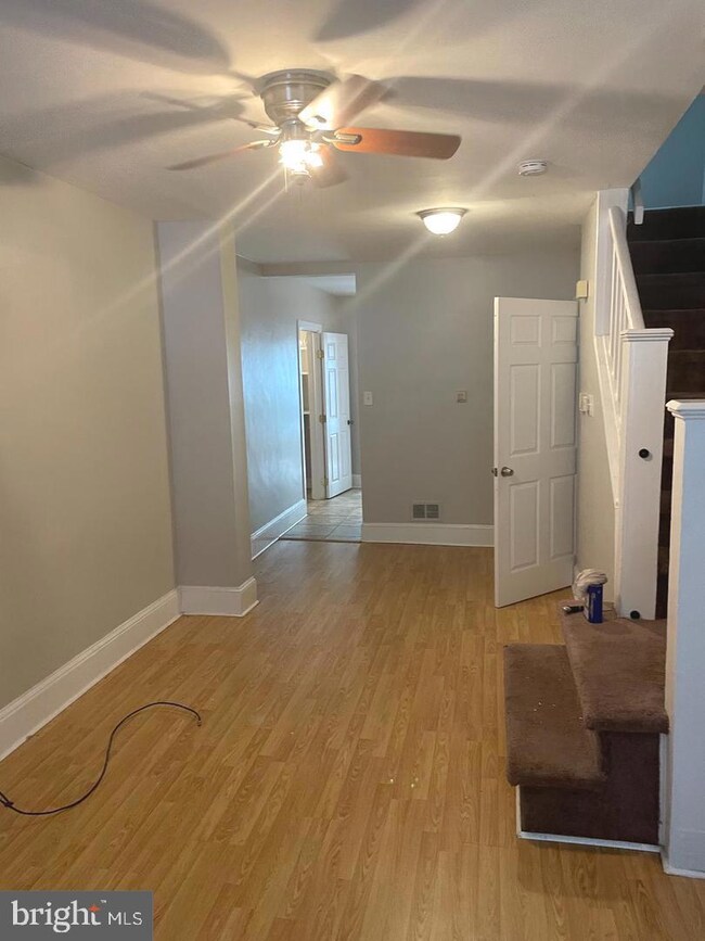 234 Dupont St, Philadelphia, PA 19127 - photo 2