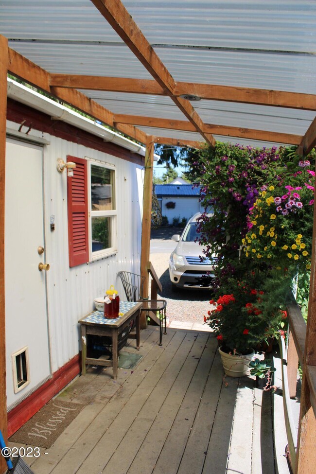 705 SE Quay Ave, Lincoln City, OR 97367 - photo 6