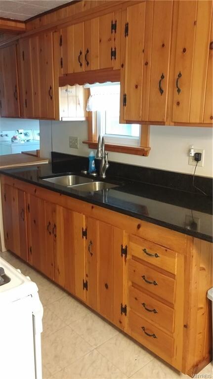 Beautiful cabinets with granite counters