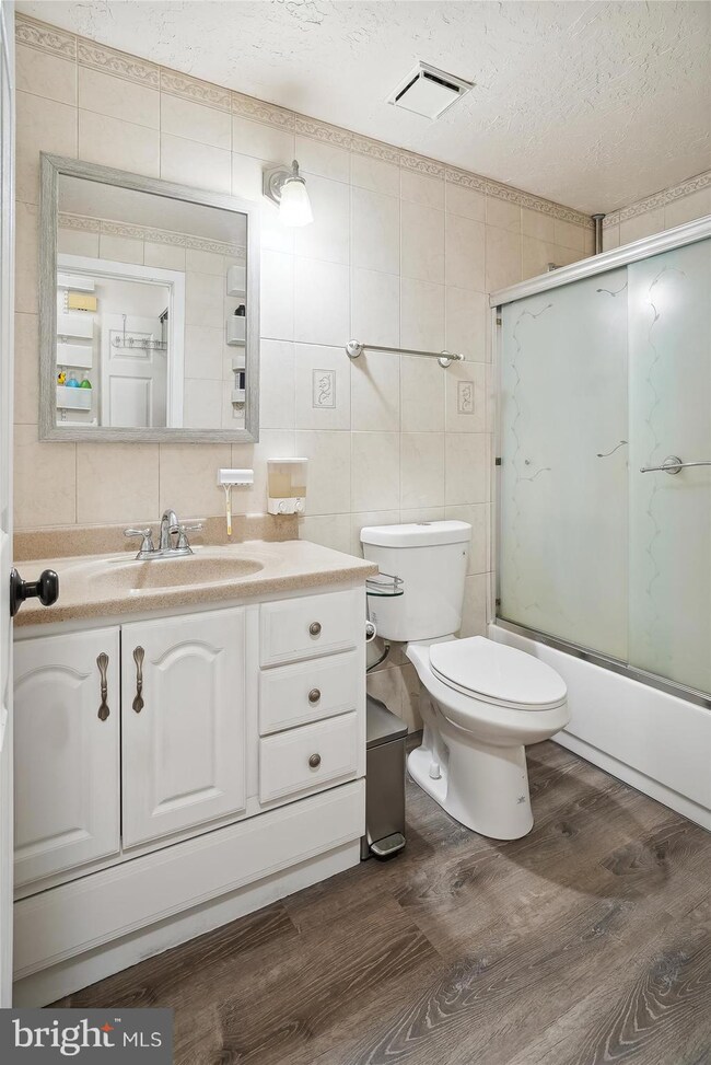 11739 Summerchase Cir unit 1739-C, Reston, VA 20194 - photo 4