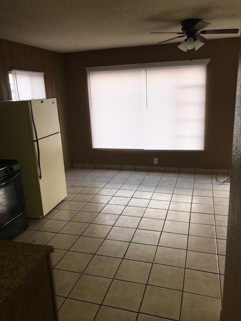 7909 La Jolla Dr unit C, El Paso, TX 79915 - photo 3