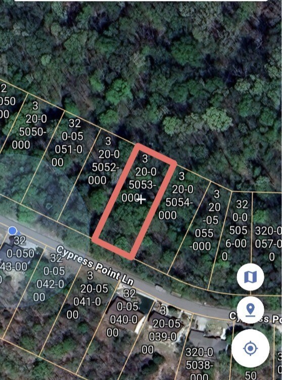 Boundary approximated in red.