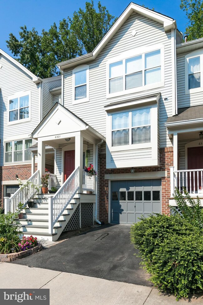 6321 Over See Ct, Springfield, VA 22152 - photo 2