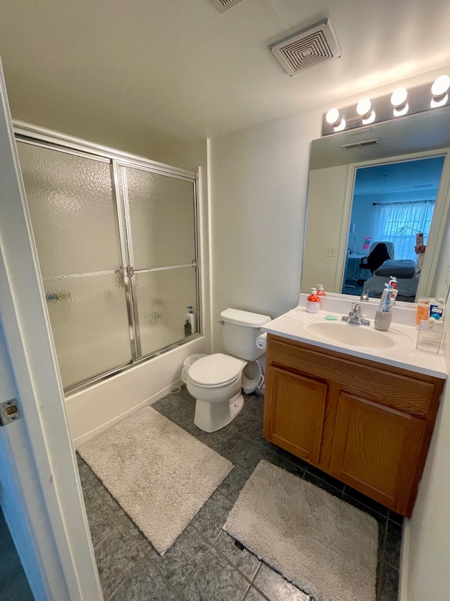 Ensuite Primary Bathroom