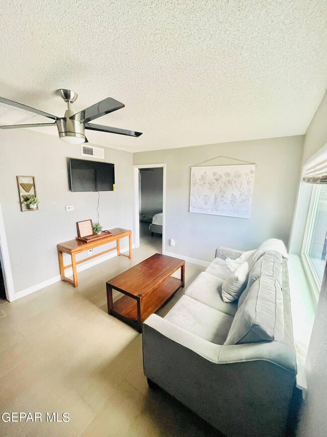 3225 Fort Blvd unit 1, El Paso, TX 79930 - photo 6