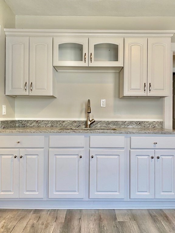 33 Dorset St unit 2, Springfield, MA 01108 - photo 4