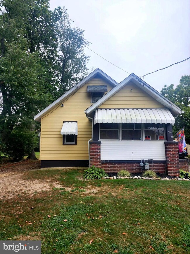 43 Avon Place, Vineland, NJ 08360 - photo 2