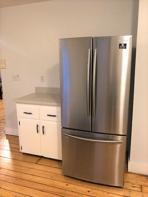 33 Ann St unit 3, Newport, RI 02840 - photo 6